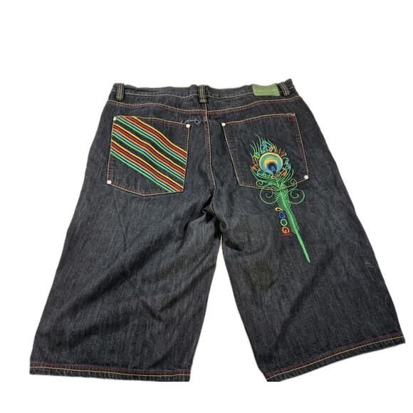 Vintage Y2K Coogi Embroidery Long Wide Jean Shorts Peacock Size 44 Rare - Picture 1 of 6